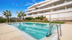 Roli - Pool, Terrace, Golf & Beach